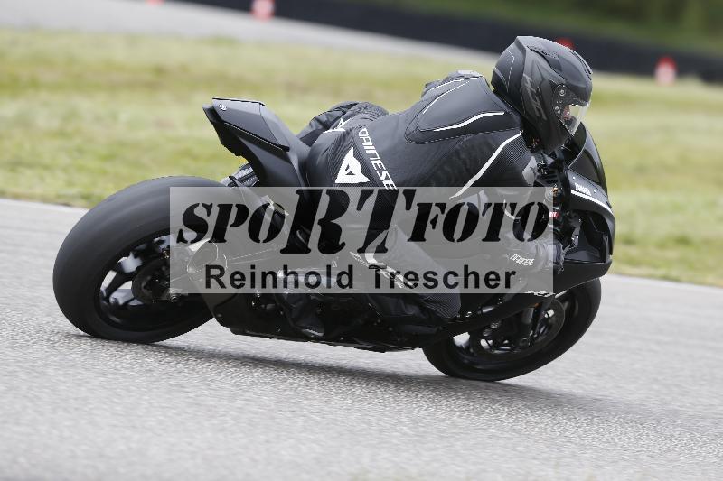 /Archiv-2024/13 22.04.2024 Plüss Moto Sport ADR/Freies Fahren/925